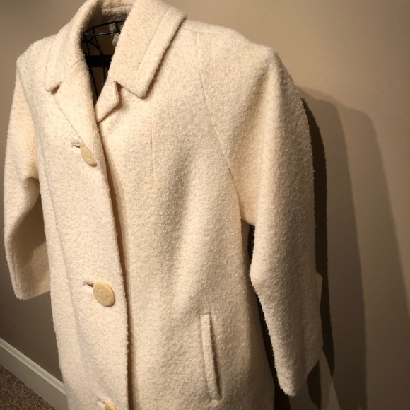 50s/60s Vintage Vanilla Boucle Wool Coat - Picture 2 of 8